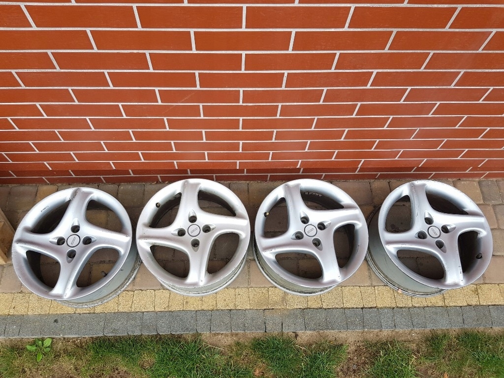 Felgi 16x7J 4x98 ET40 z Fiat Coupe 20VT