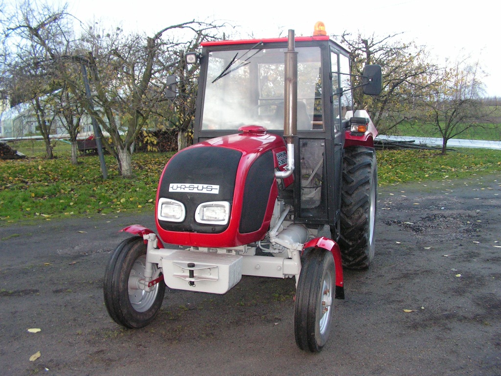 Ciągnik rolniczy URSUS C363p