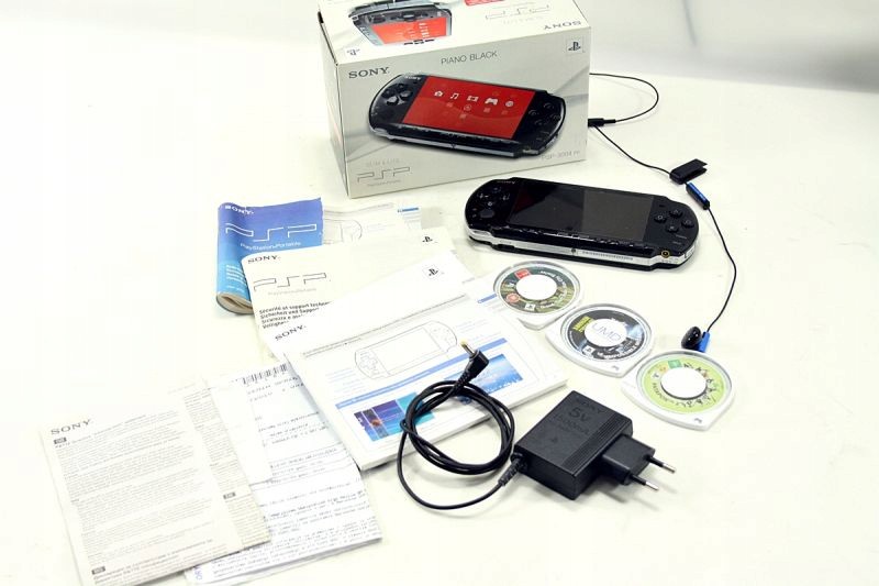 KONSOLA PSP 3004 PLAYSTATION PORTABLE Z 3 GRAMI
