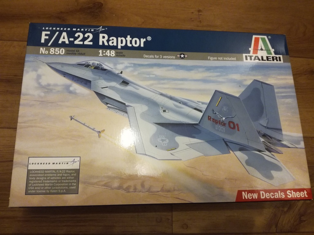 ITALERI F/A-22 Raptor skala 1:48