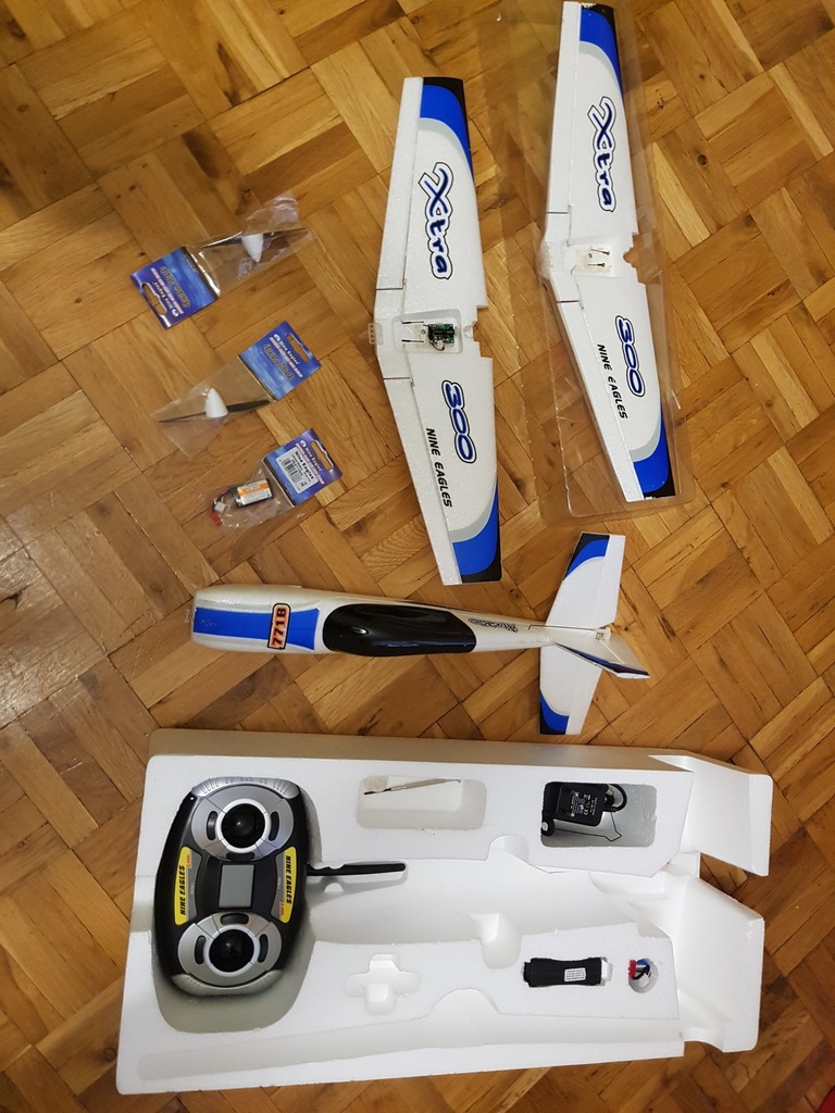 Samolot RC Nine Eagles Xtra 300 - gotowy zestaw