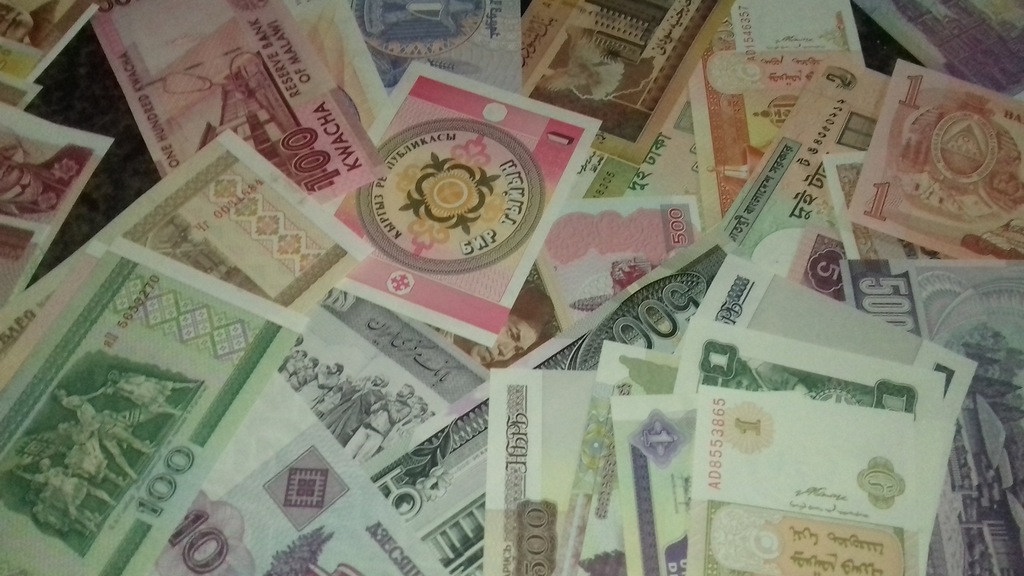 Banknoty świata 40 sztuk .