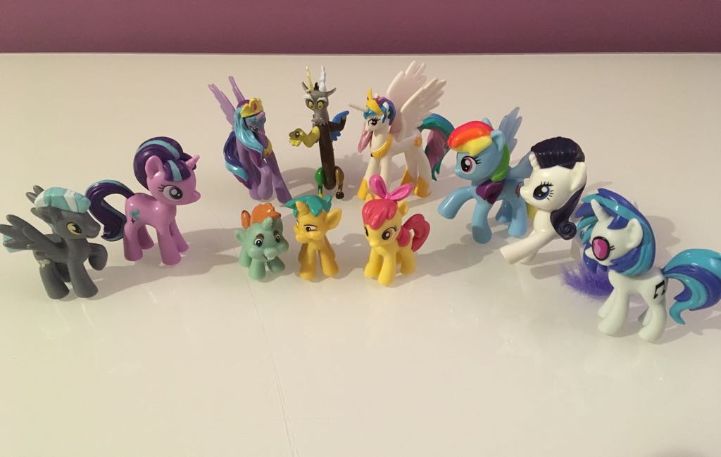 My Little Pony 11 kucyków, Discord, Apple Bloom