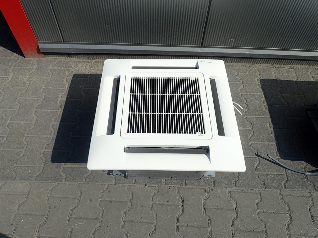 Klimatyzator kasetonowy Technibel 4,7kW/5,7kW