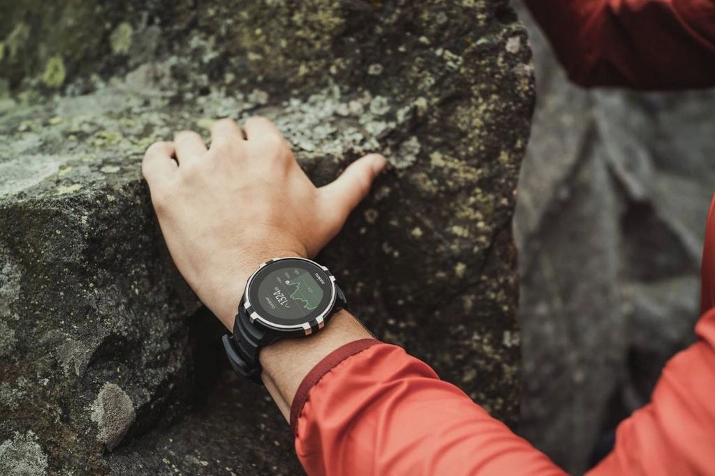 suunto spartan sport wrist hr baro amber review