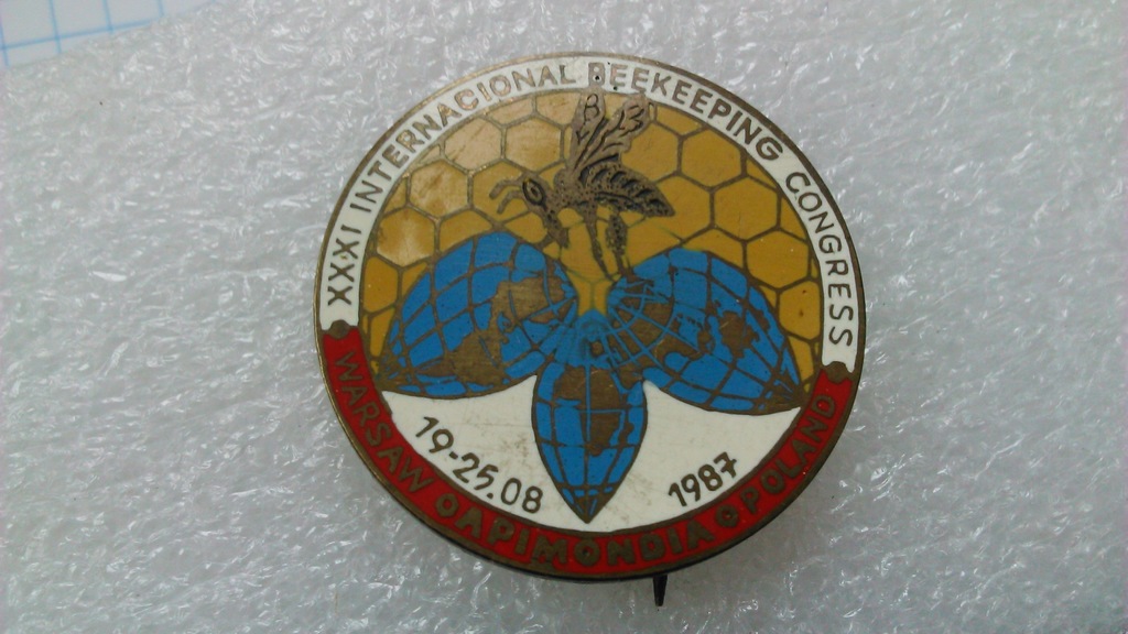 odznaka 31 Kongres Warszawa pszczoły mód 1987r PRL
