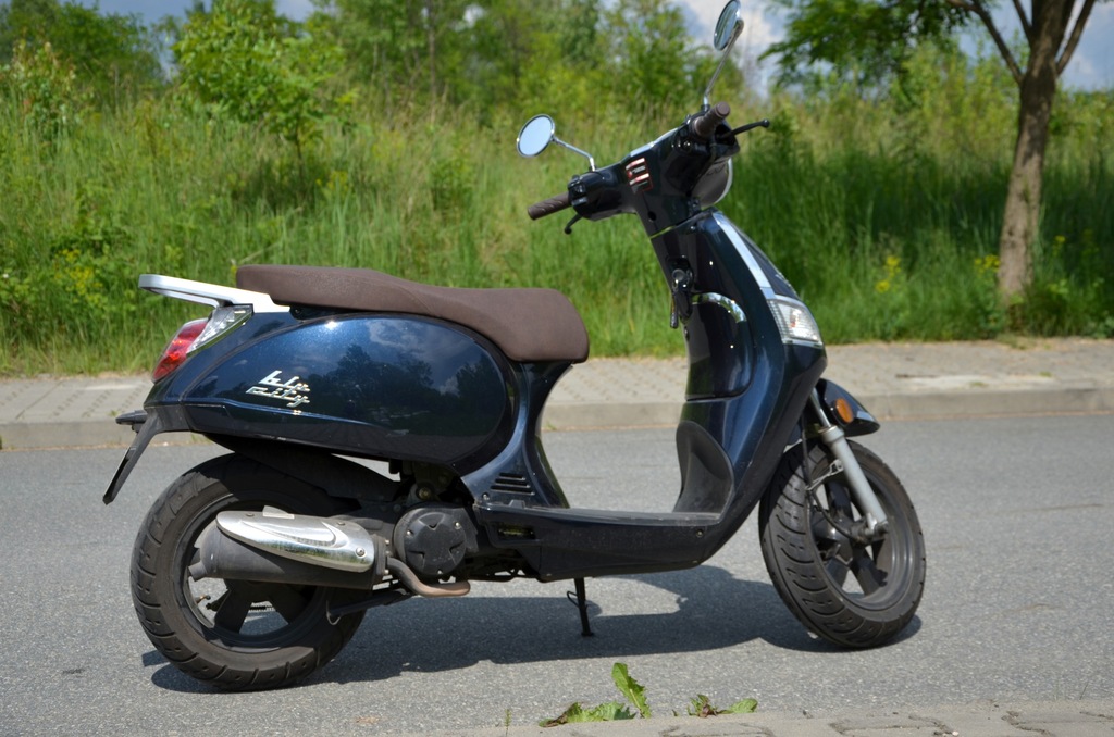 Skuter Romet Blu City w stylu włoskiej Vespy