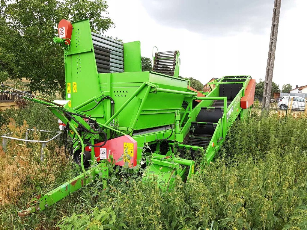 Kombajn ziemniaczany Pyra 1500