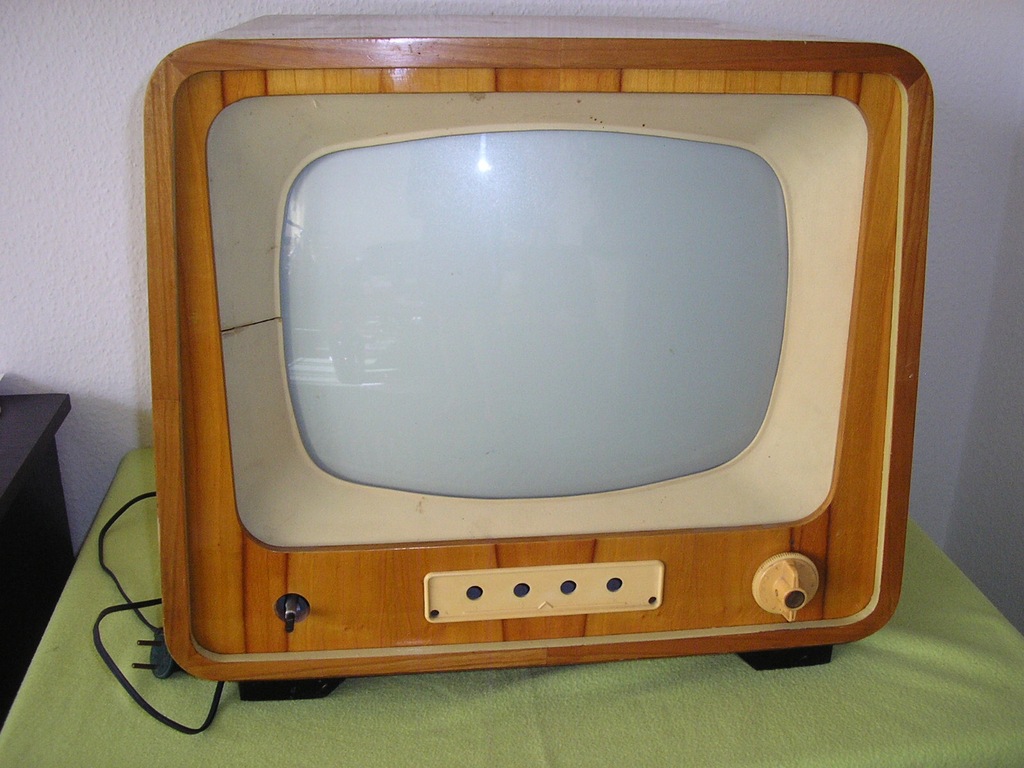 Telewizor SZMARAGD 901 OT1701 ANTYK 1961r z PRL