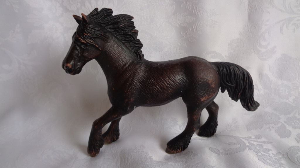 SCHLEICH-2005 rok- Figurka KOŃ 7471952031 oficjalne archiwum