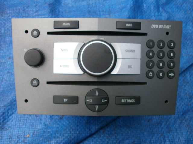 OPELCZ Zafira B Astra H Radio DVD90 Navi 13163935