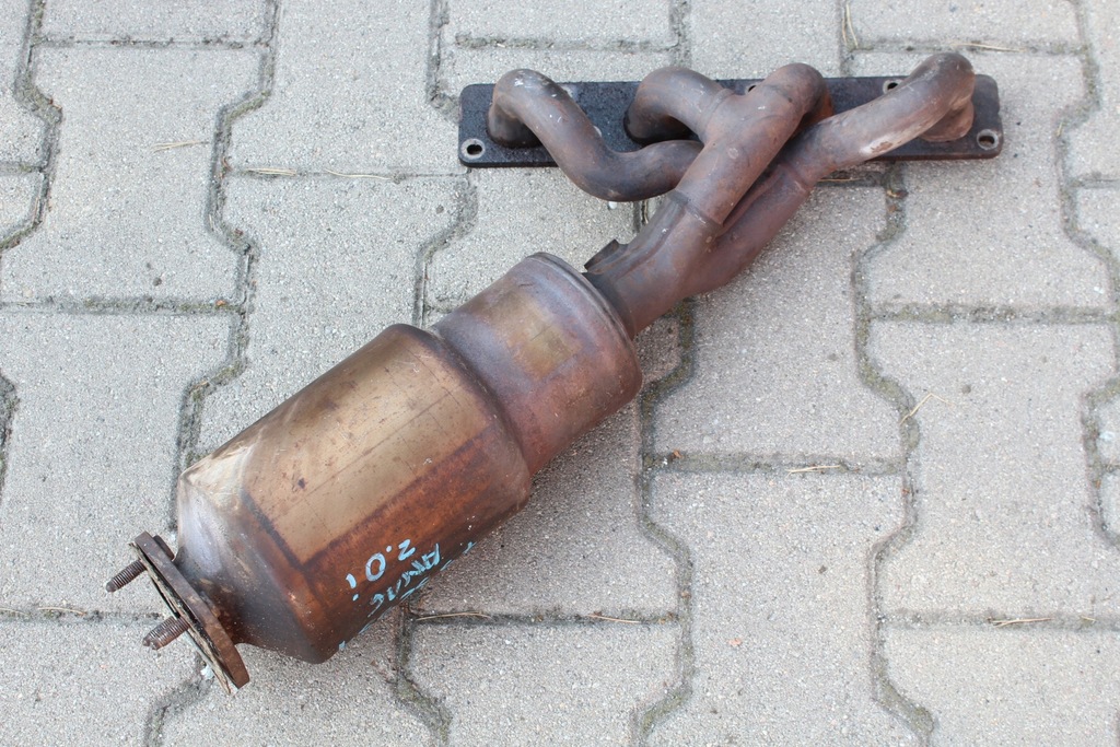 BMW E90 KATALIZATOR KOLEKTOR WYDECHOWY N46 7532931 7495654200