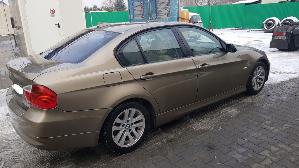 BMW E90 325i 3.0 V6 NOWY GAZ ZŁOTY + KOMPLET OPON