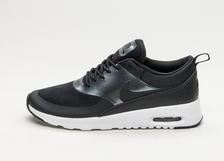 nike thea air max boot