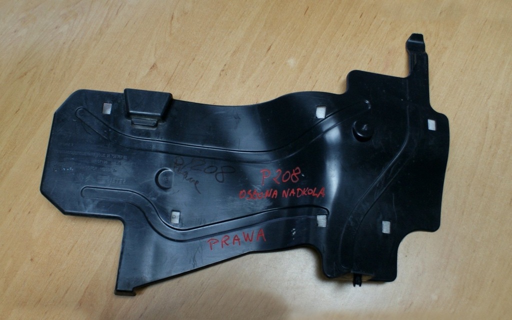 208 PEUGEOT OSŁONA NADKOLA PRAWA PRZÓD 9673876780