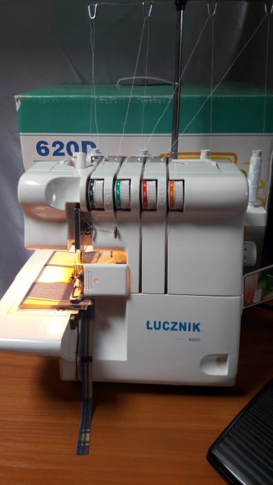 Maszyna do szycia owerlok overlock ŁUCZNIK 620D