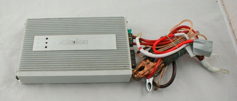 WZMACNIACZ CLARION APA2180