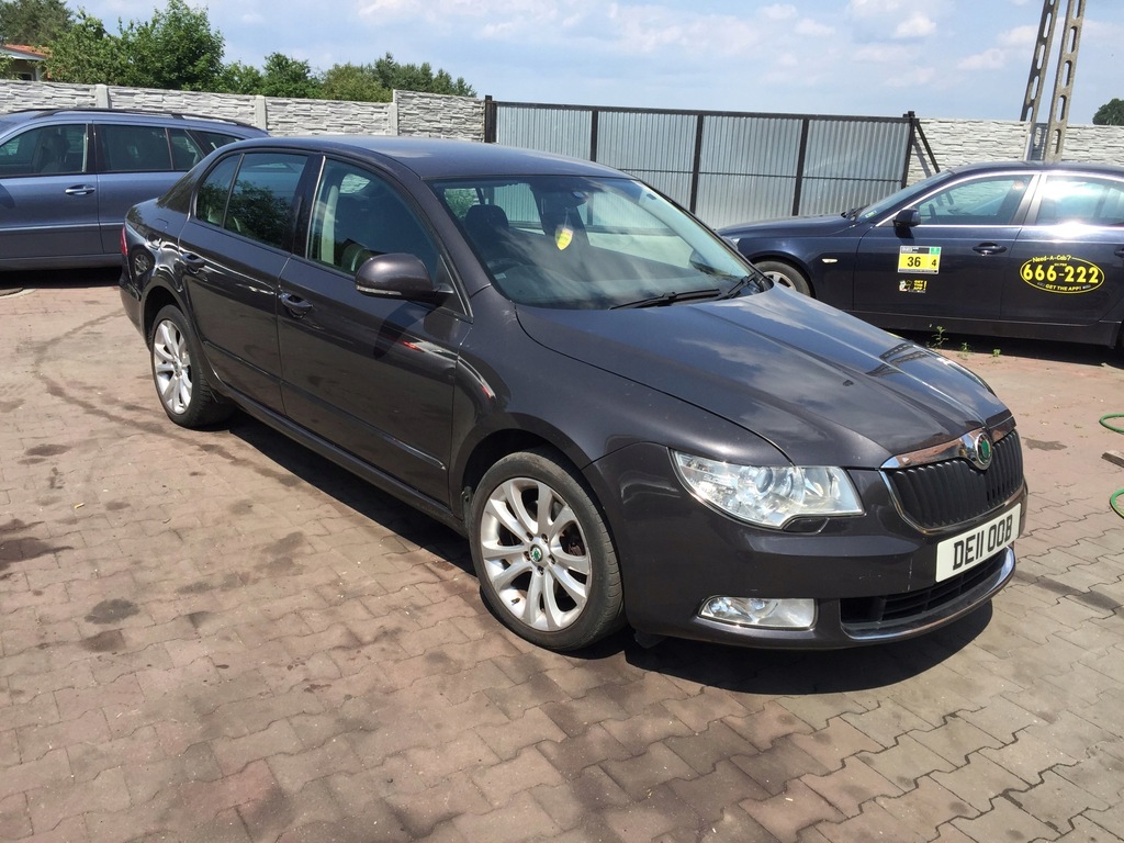skoda superb 2.0 tdi 11r Anglik bez silnika