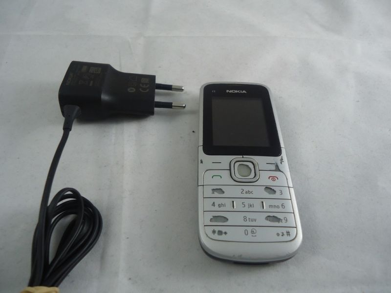 TELEFON NOKIA C1-01 , ŁADOWARKA, TANIO !!