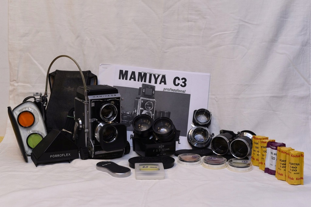 Mamiya C3 Prof + obiekt. 65/80/105/135 + akcesoria
