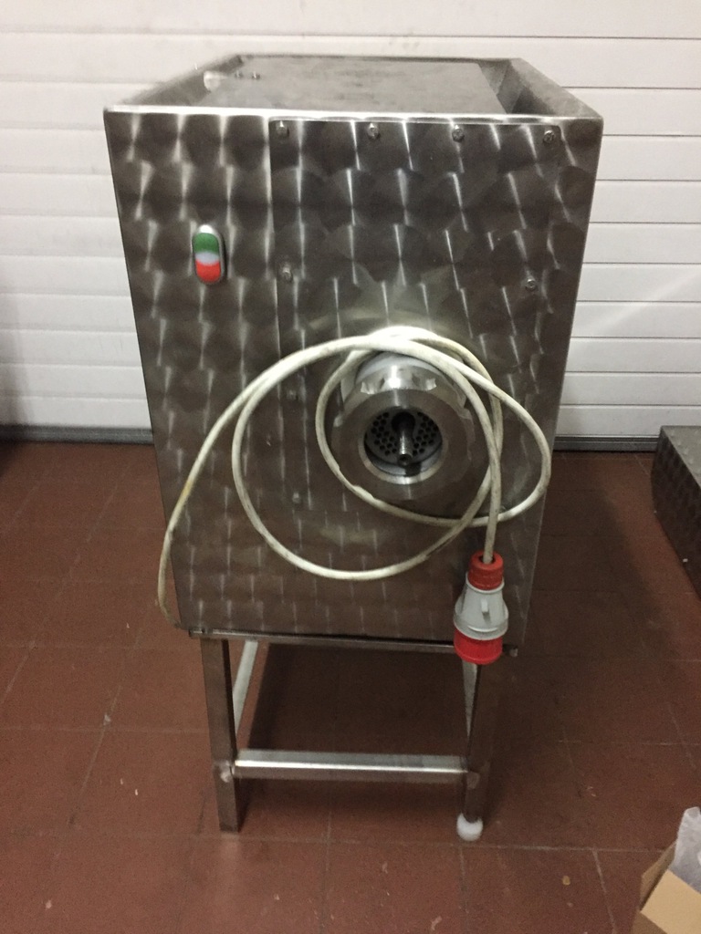 Wilk do mięsa 82 mm firmy Spomasz zasypowy 