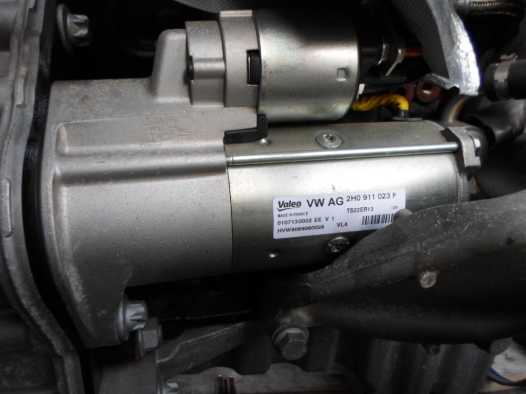VW CRAFTER 2.0 TDI ROZRUSZNIK 2H0911023F