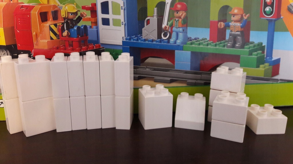 klocki lego duplo dom sklep szpital białe