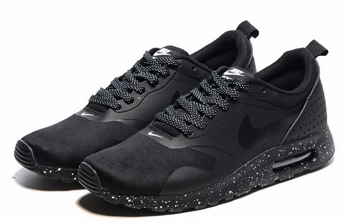 Nike Air Max Tavas Oreo r.42 - 7258680786 - oficjalne archiwum Allegro