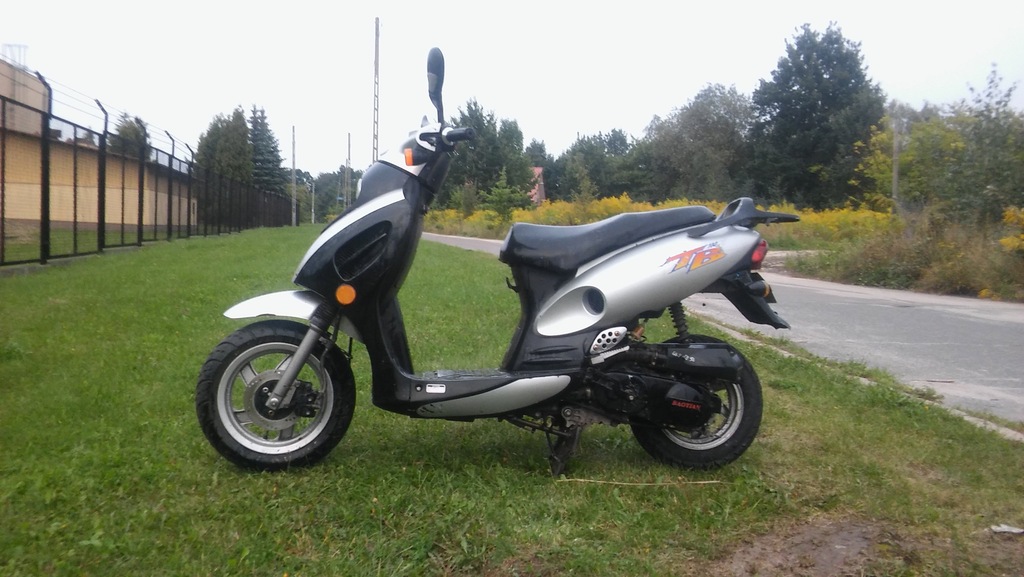 Skuter żbik by 49 qt baotian 