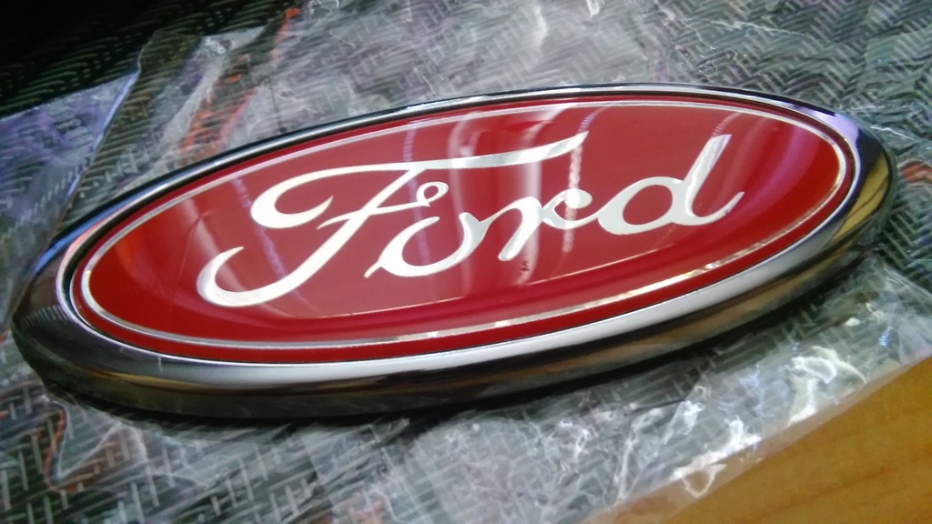 Emblemat Ford Mondeo III RS mk3 Czerwony Cosworth