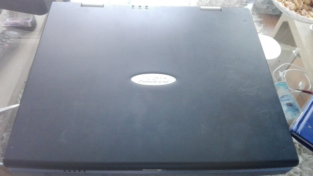 Laptopa Aristo Tauron 8575