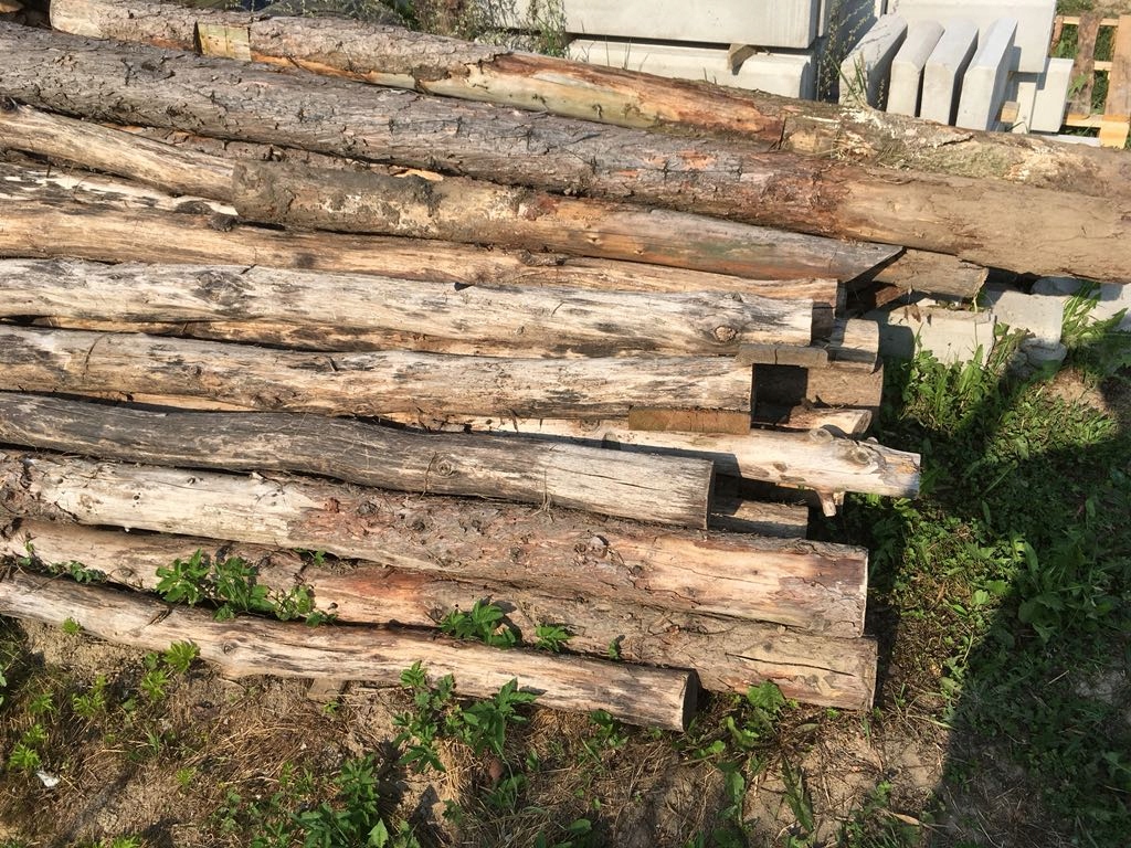 Słupki na ogrodzenie,stemple budowlane drewniane