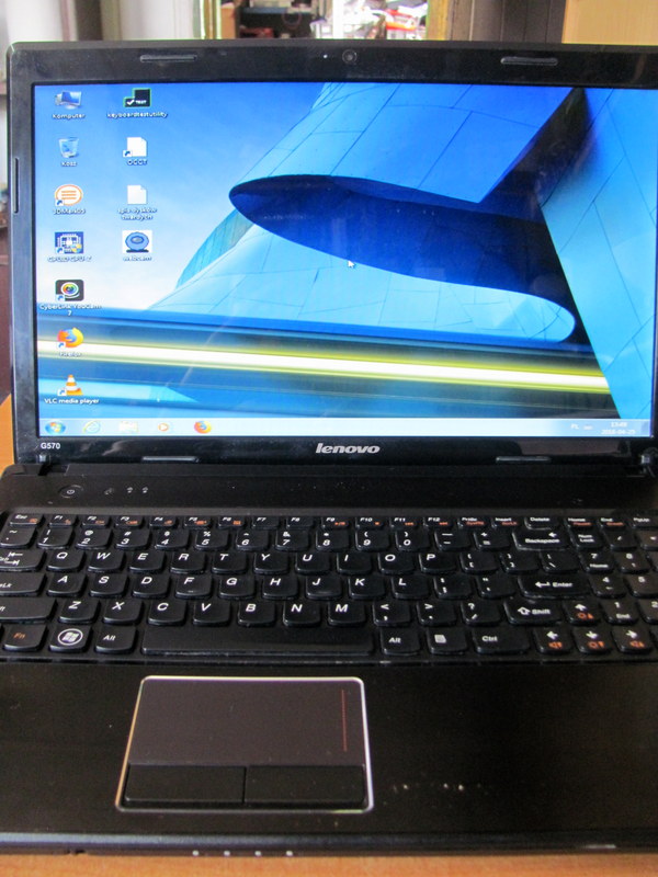 Lenovo G570 i5-2410M 2x2,3GHz
