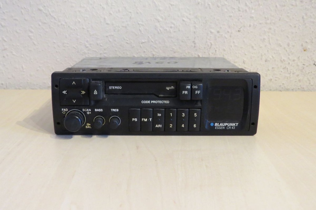 RADIO BLAUPUNKT ESSEN CR43 + KOD 