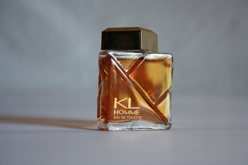PERFUMY KOLEKCJONERSKA MINIATURA K. LAGERFELD KL..