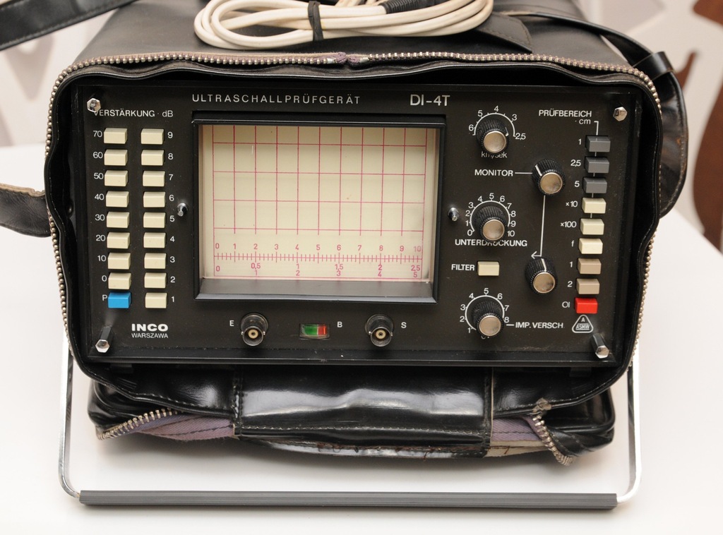 Defektoskop ultradźwiękowy INCO DI-4T - zabytek