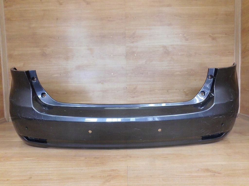 Toyota Avensis T27 KOMBI 08-13 zderzak tylny tył