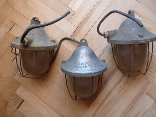 Lampy przemysłowe z PRL u 3 szt.Loft.Vintage.