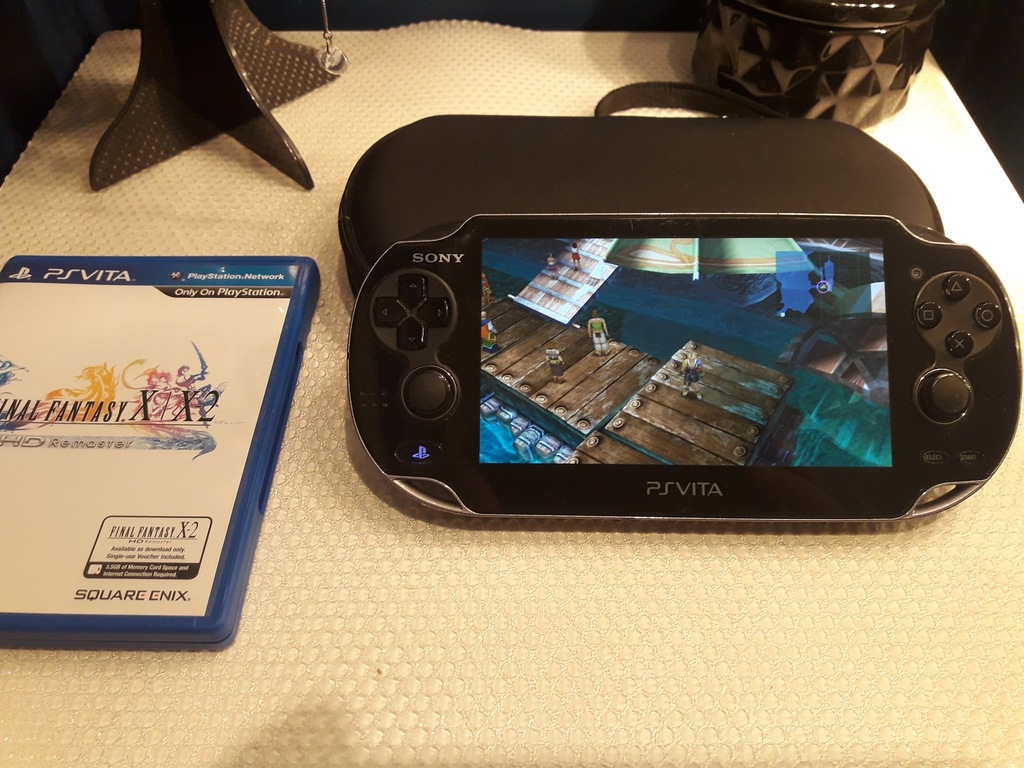 PSP Vita + Final Fantasy X + 4GB karta. Od 1zł!