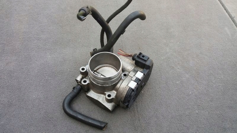 Przepustnica Audi A4 B6 B7 2.0 ALT 06B133062H