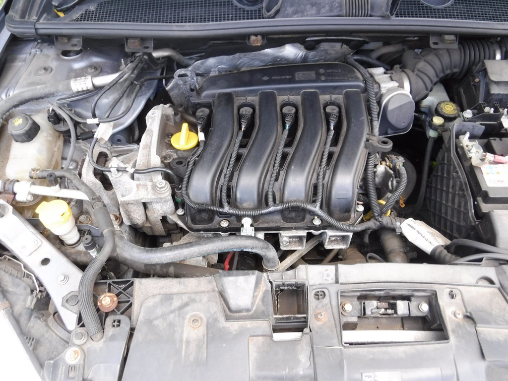 SILNIK K4M 858 110KM RENAULT MEGANE III 3 1.6 16V