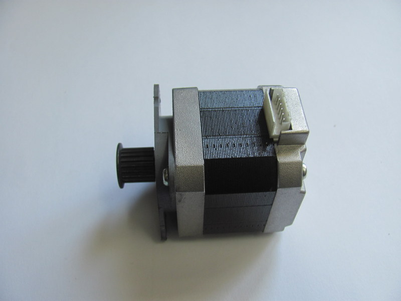Silnik krokowy NEMA17 STP-43D2073-01 1,4A