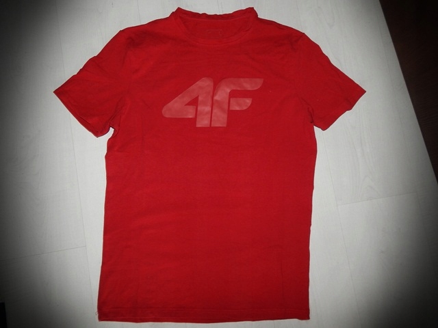 4F Czerwony T-Shirt r L