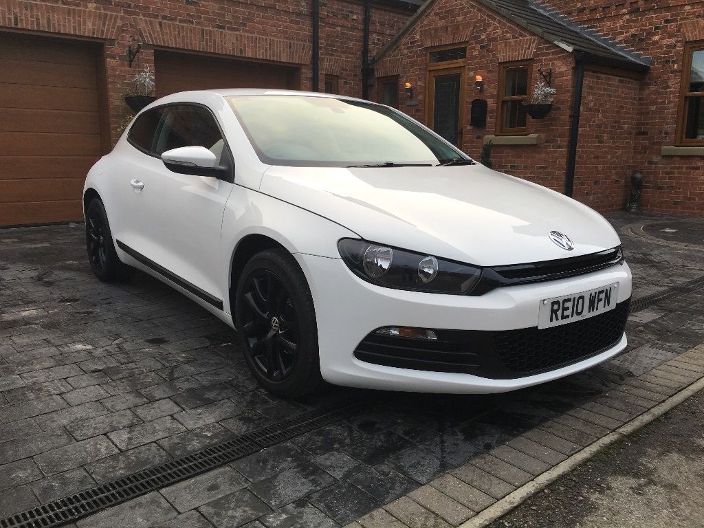 VW Scirocco DRZWI PRAWE BIAŁE  VW sirocco 1