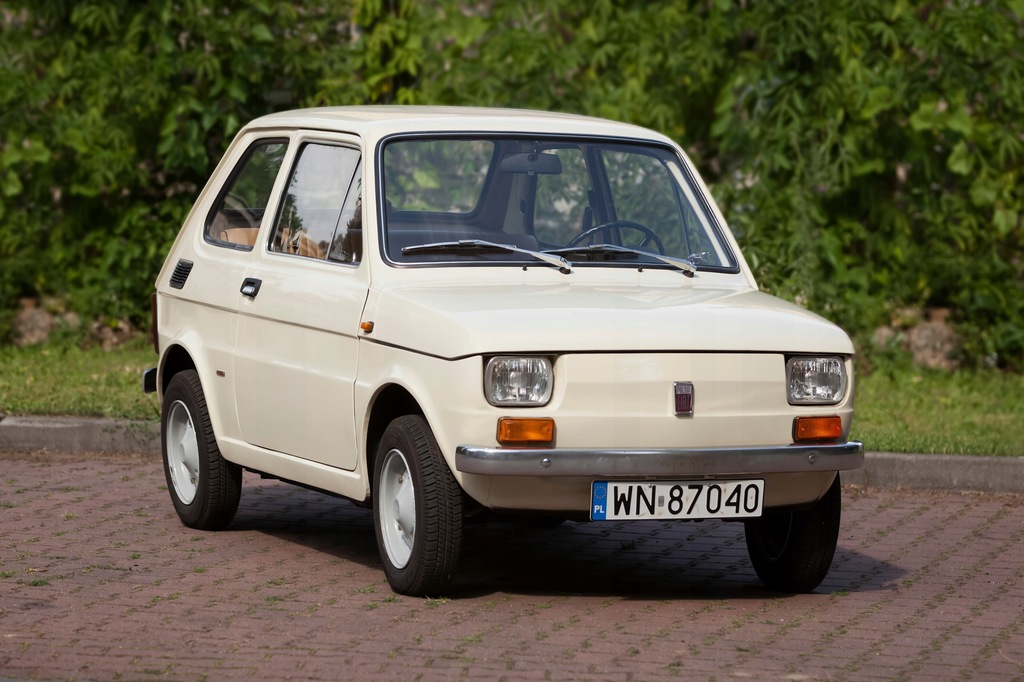 Fiat 126p, pierwsza seria, Warszawa 7545073738