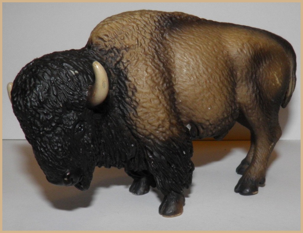 SCHLEICH ŻUBR