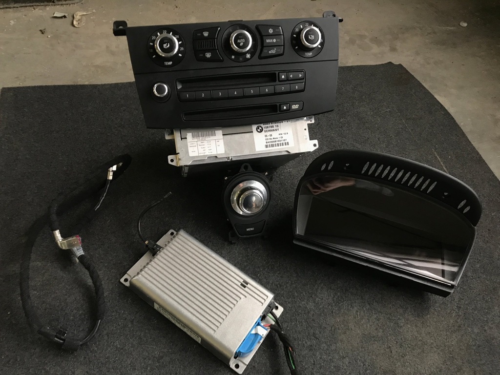 NAWIGACJA CCC LCI + MULF2 USB + PANEL BMW E60 E61 7163905044