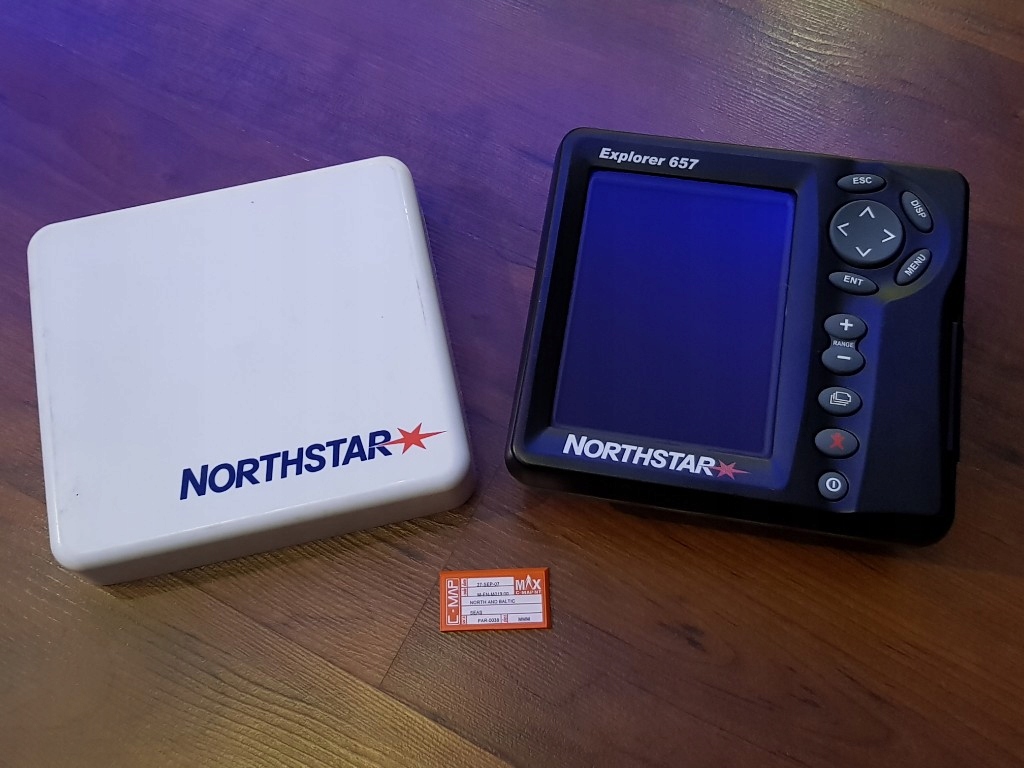 Echosonda Northstar Explorer 657 Combo + mapy