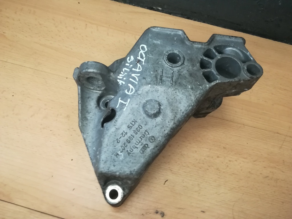 ŁAPA SILNIKA PRAWA 038199207H OCTAVIA I 1.8T AGU