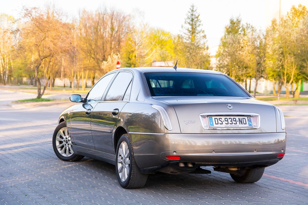 Lancia thesis allegro 07 image